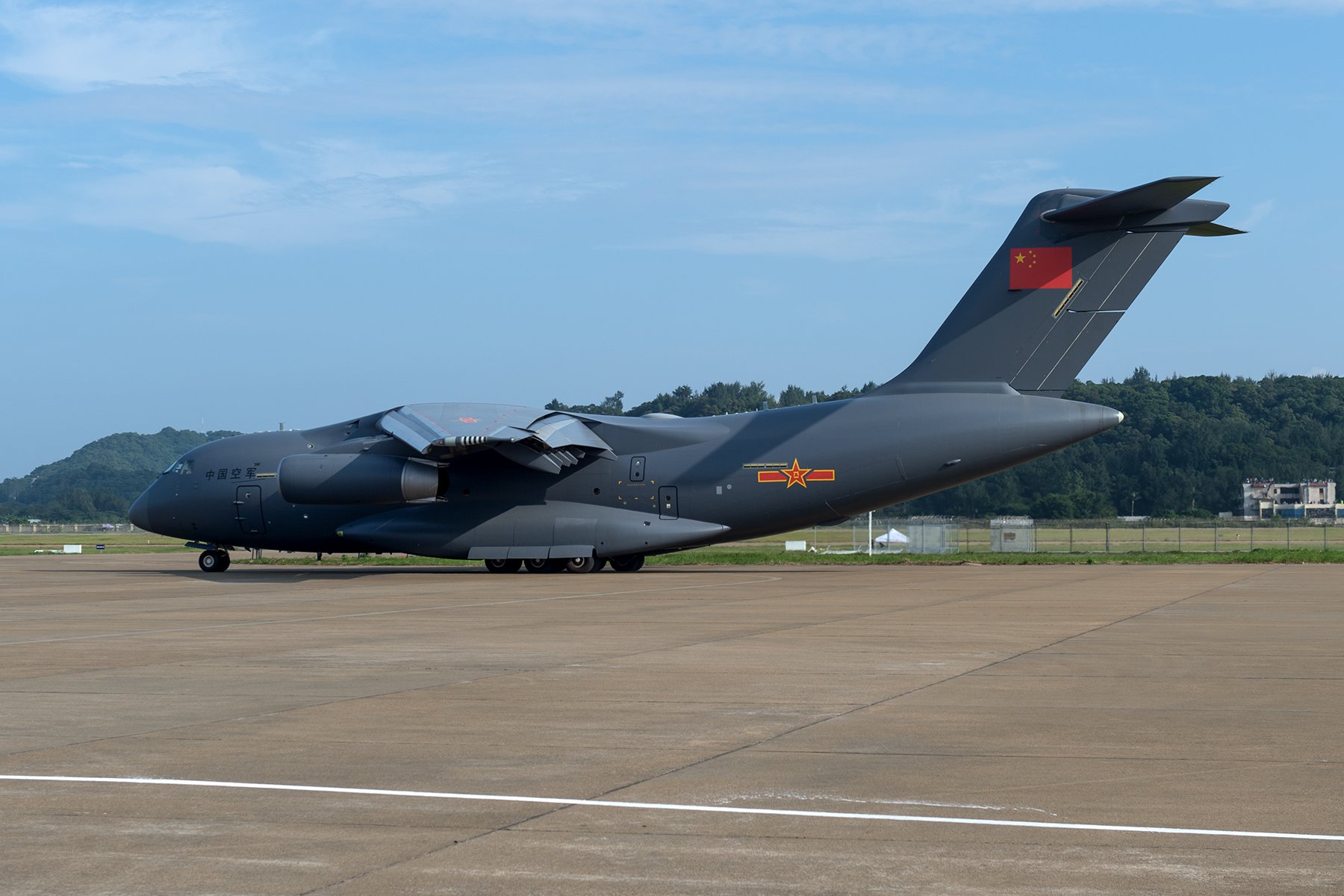 Dj7oHVQU8AAKCyR.jpg:large