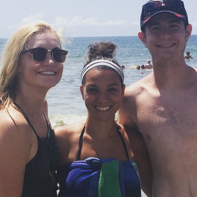 WHstudco's tweet photo. It's a [surprise] WH 🔵 ⚡️ reunion down in Hilton Head, SC!! Where are you?!
.
.
#warrenhills #bluestreaks #smallworld #stopfollowingme #graduates #2016grad #2018grad #whfamily https://t.co/RH1IhITusi