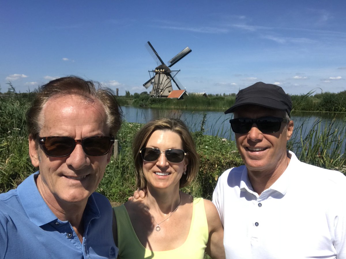 Being a tourist in my homeland, the Netherlands 🇳🇱 
Visited ‘Kinderdijk’ a huge windmill complex from the 1700’s