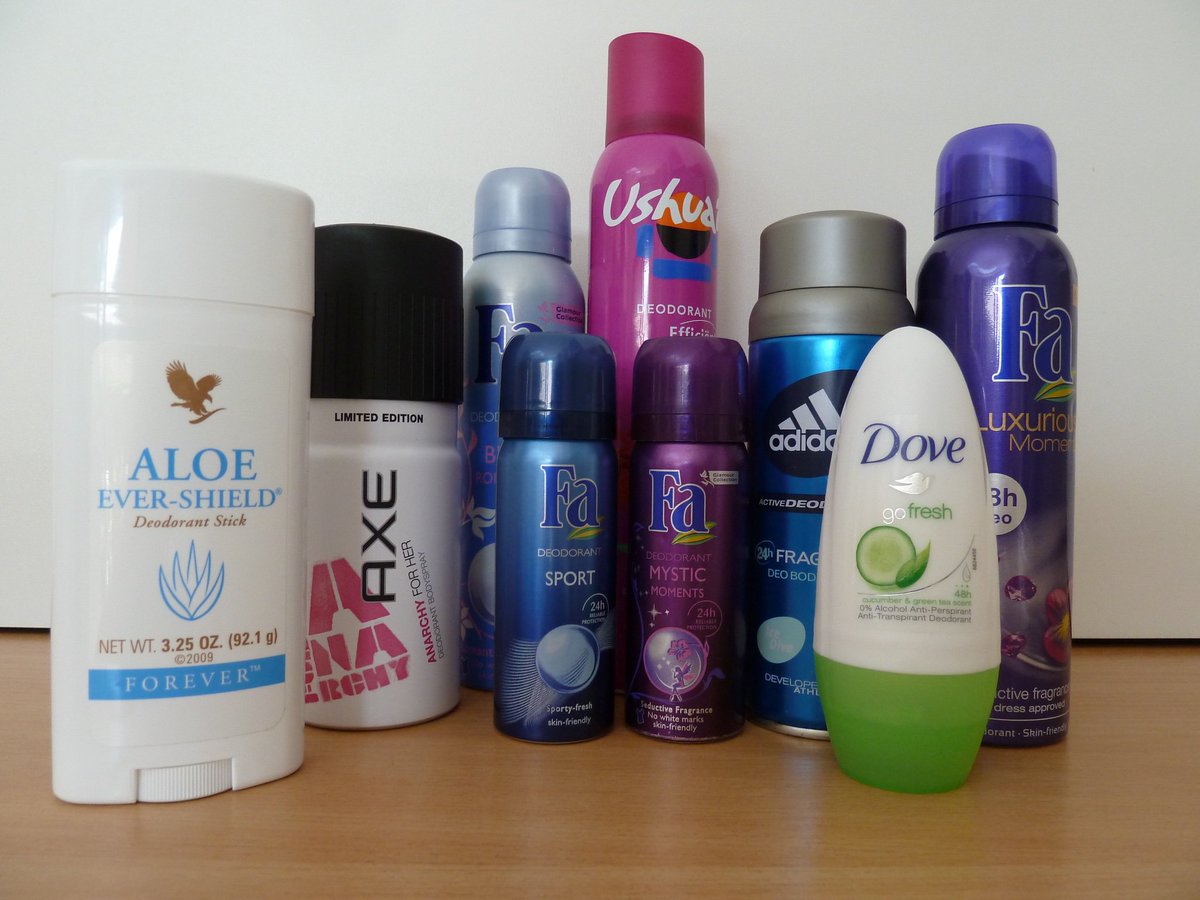 MontMedATL's tweet photo. Should you apply deodorant in the morning? Nope. Applying your antiperspirant in the morning, particularly right after showering, makes it harder for the active ingredients to get down into your sweat ducts. #Deodorant #mythmonday #atl https://t.co/DGRCmuGJCA