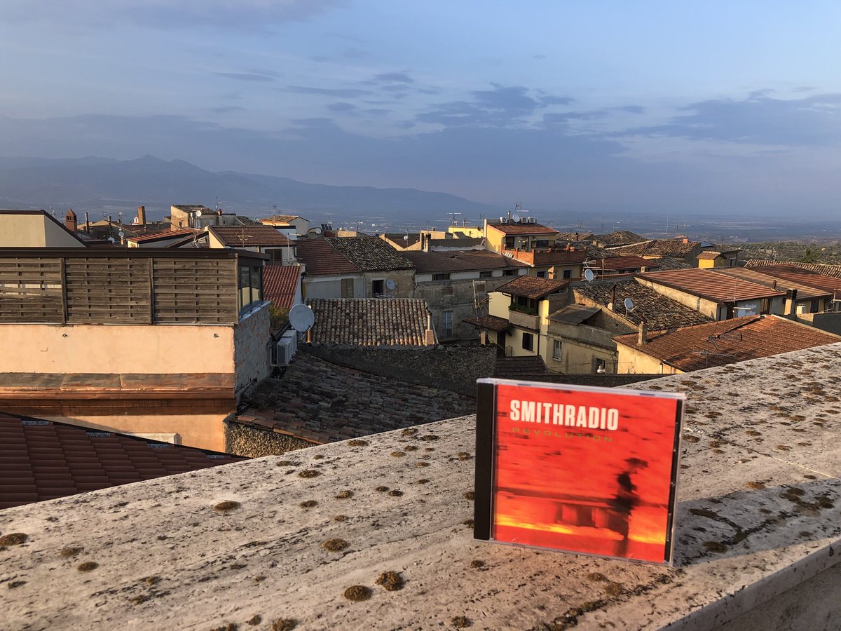 gilmoredforever's tweet photo. Spreading the @SMITHRADIO111 love to the Home town, while waiting for the new music to arrive โค๏ธ ๐ธ ๐ถ Exciting! #smithradio #gilmoregirls #italy๐ฎ๐น #musicsoothesthesoul #acousticguitar #revolutioncd https://t.co/K7G7UeCWbm