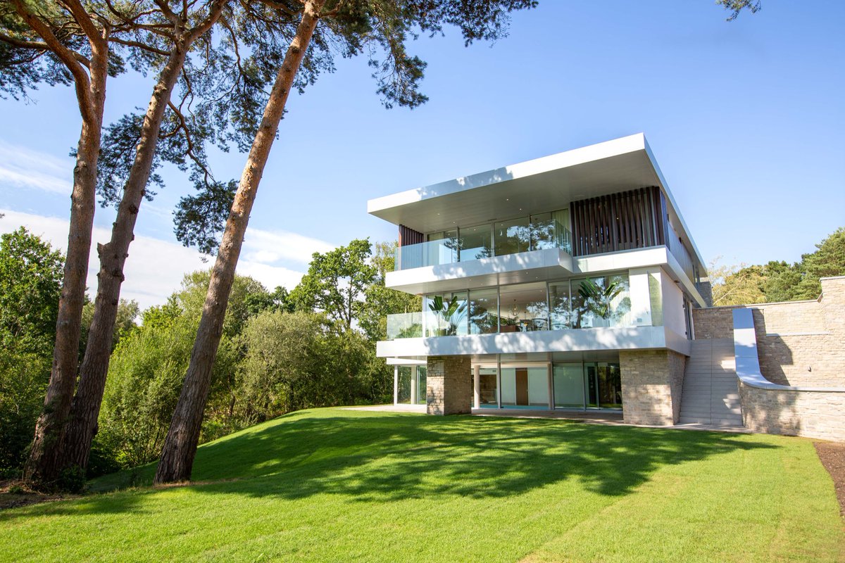 Excellare's tweet image. Optima nearing completion. Selling agents are Savills and Tailor Made. luscombe-poole.com