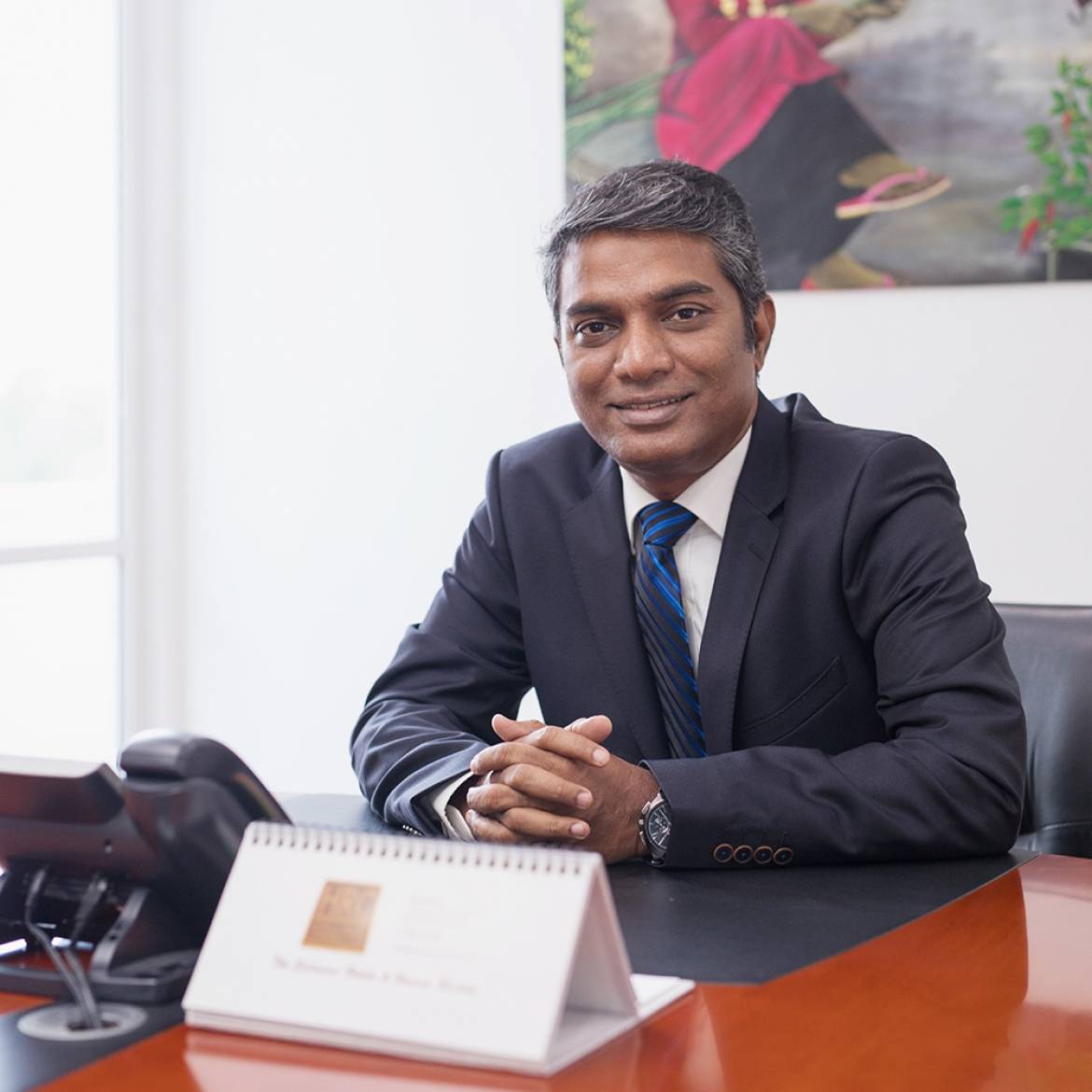 sherh_aly's tweet photo. faaithuvi 4 aharu thereyga 400m in 700M ah National reserve kuri arai dhiyaee raajjeygai oi stability ge sababun. MUManik #umarmanik #ProgressShared #YameenShaheem2018 #RY2018🇲🇻 #MyNationMyFuture https://t.co/VuoxiWr2zb