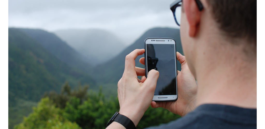 MAX6MUMSECURITY's tweet photo. Heading on #holiday this #summer? Remember to not advertise your empty home on social media! https://t.co/mlNtMkbAWQ