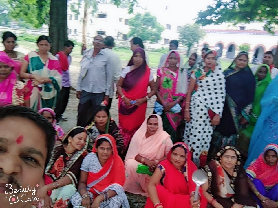 pandey_rampal's tweet image. Agra Surya Son ki baithak Hui Jisne Takia Gaya ki sarkar jab tak Hamari Baaton Ko Nahi Mane gi tab tak Hum Log Kisi Prakar apni Ladai La Denge aur Aane Wale Chunav Mein Sarkar ko batayenge