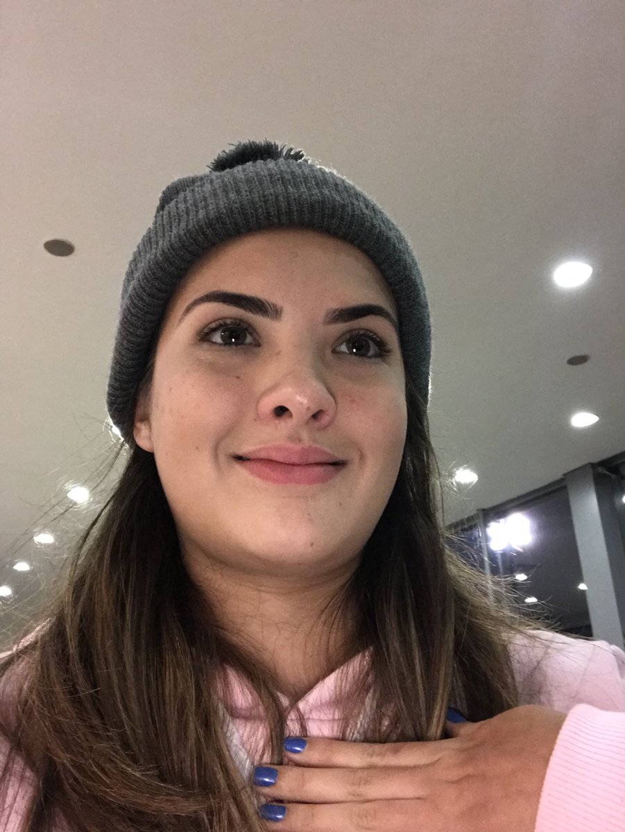InhudesLivia's tweet photo. Menstruação atrasada / sou virgem https://t.co/qXgTSCdwsa