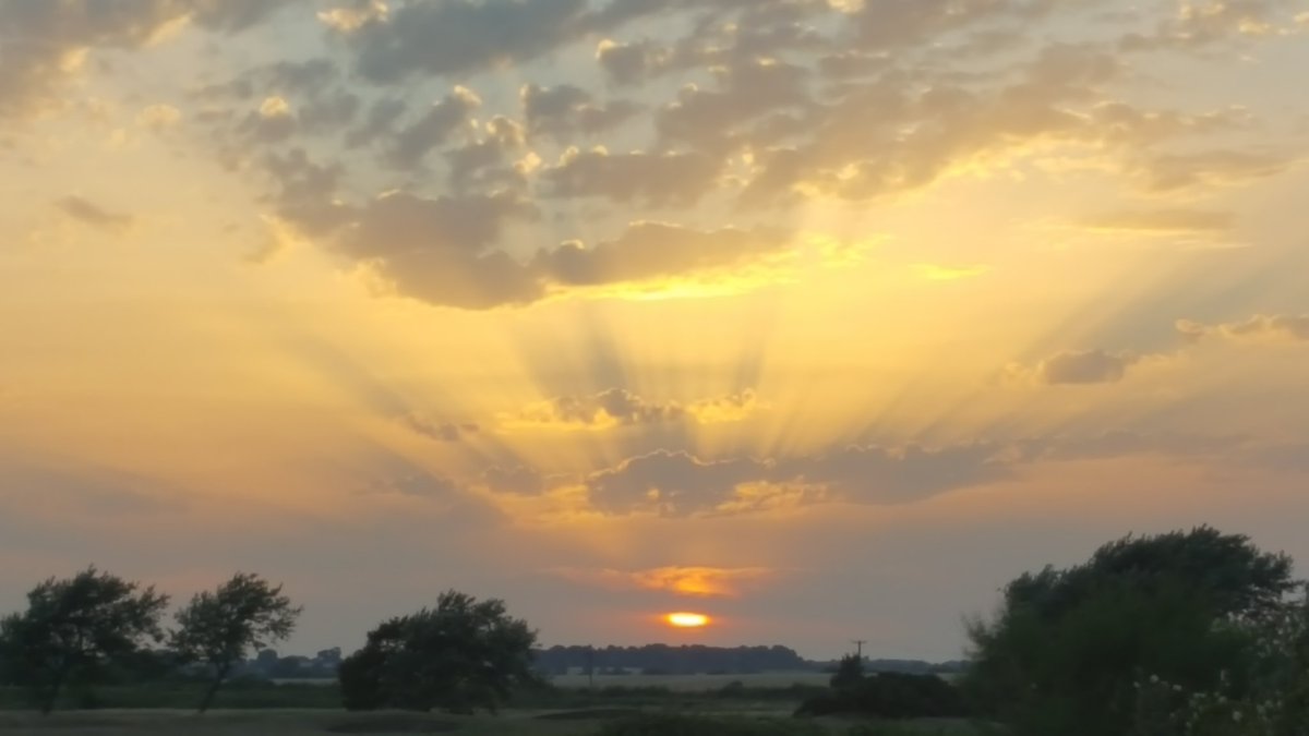 Fabulous sunset -  as the #FerryFestFelixstowe team checked out locations for the Festival tonight. A free coach will depart from Felixstowe Town Centre via the Cliff Car Park on Saturday 25th, Sunday 26th and Monday 27th August from 11 am; please don't try and park at the Ferry.