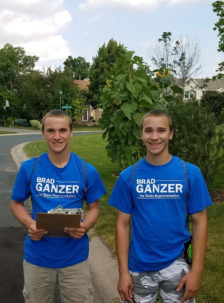 JenDeJournett's tweet photo. Thanks #GanzerTwins for all your help door knocking all day today for your dad! #WinOneForTheGanzer Now let’s get shift 3 started! #PrimaryWeek @SD34Republicans #34A #mnleg #TeamBrad  @BradGanzer https://t.co/1cNxUhZJwl