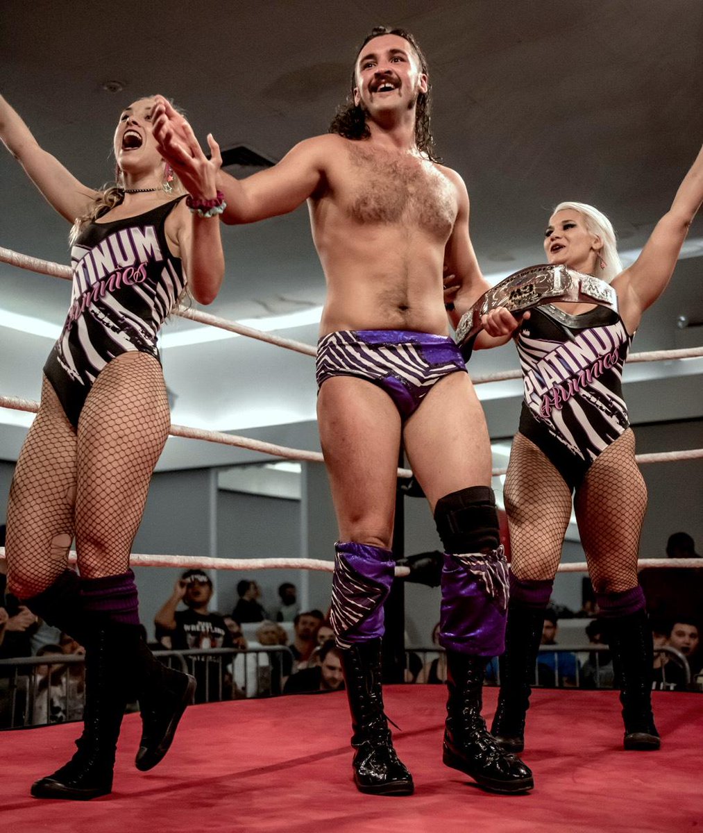 Angel_Sinclair_'s tweet photo. And *NEW* @ChaoticWrestlin New England Champion! @retroag #platinumhunnies #AvaEverett #AngelSinclair #retrosexual #AnthonyGreene https://t.co/VHRTnK75OB