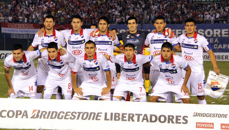 clubnacionalpy's tweet photo. #ConmebolLibertadores
#FINAL2014
¡Para que no se diga que fue algo único, para demostrar que cuando se quiere se puede y porque siempre vamos por más!
¡Hace cuatro años disfrutábamos una final de @Libertadores !
¡Volveremos! 🏆🔴⚪🔵💪 https://t.co/pWwaDDscOk