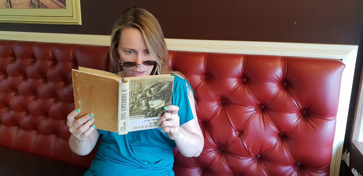EnniRed's tweet photo. Day 6 of my #FemaleWriterSummerChallenge Went out to meet one of my good friends and found this nice cafe where you can read classical novels while drinking coffee ☕. Came home with a new #timetravelling idea for my Writer's Box. #screenwriting #awayfromcomputer #annakarenina https://t.co/BrocWUOnjU