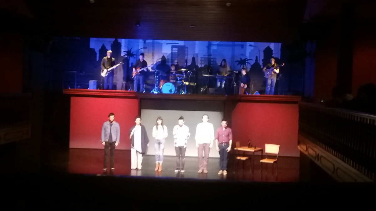 Y anoche por fin pudé ver #BarrioNuevo en el @teatrobritanico una obra totalmente conmovedora con sus toques de comedia y una fusión musical impecable...capos todos me encantó...mucha mierda hoy en su última función 👏👏👏