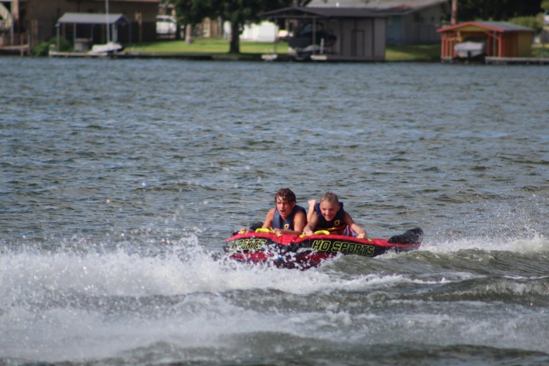 campchampions's tweet photo. From playing with their Trojan-Spartan teammates to trying new activities, every camper grew a little more this weekend as they splashed into some good old summer fun! #growingatcamp #campchampions https://t.co/Ggxav6lrs9