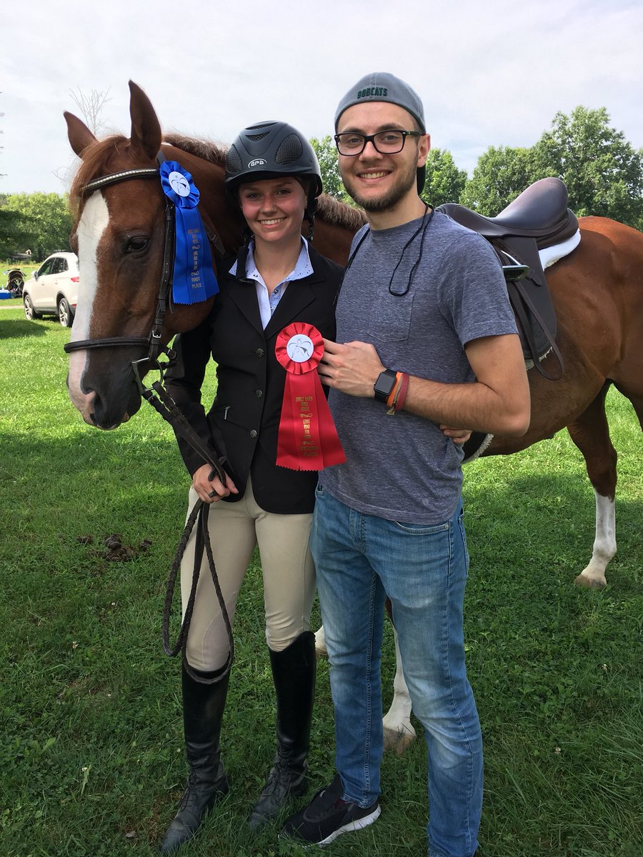 OUEquestrian's tweet photo. Apparently OUET’s favorite color is blue or something? 💙😇🌀 https://t.co/oassqMHQaS