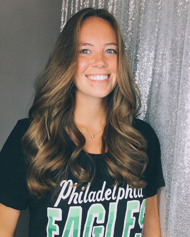 Only 2 days until the philadelphiaeagles play in the NFL pre-season. Woah! Where did the time go? But hey, at least August is looking pretty darn fiiiine so far 😍travelwithme,traveltips,guardiantravelsnaps,forbestravelguide,natgeotravel,travelstoke,photooftheday,phillyhair,girls