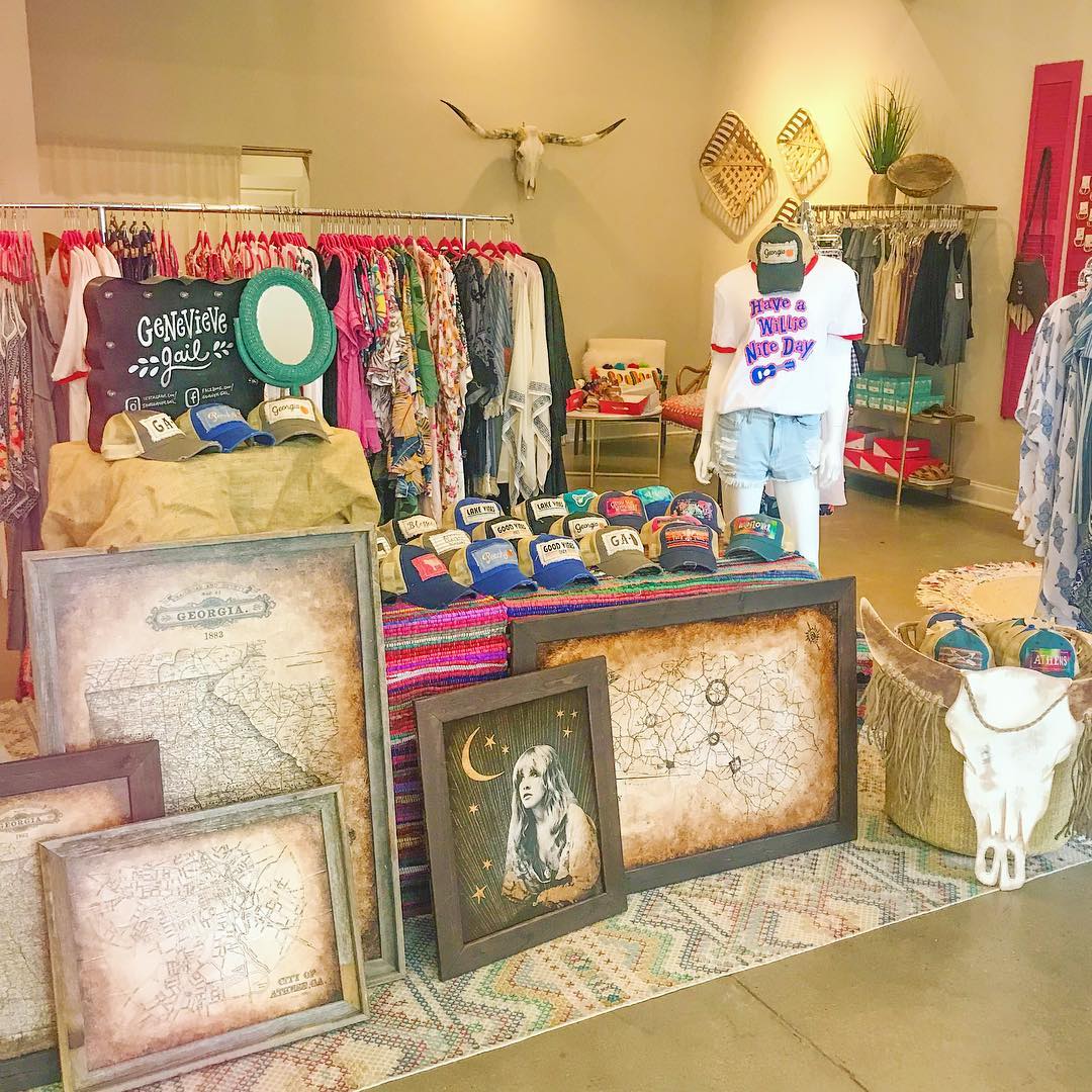 JLTHGM's tweet photo. Happy #MerchantMonday! We are excited to welcome to Holiday Gift Market Genevieve Gail! Genevieve Gail specializes in handmade apparel and is home of the original #BohoTruckerHats. We are still accepting merchants for this year's #JLTampaHGM Learn more: https://t.co/R0uKpKf117 https://t.co/x7ekSjbnhK
