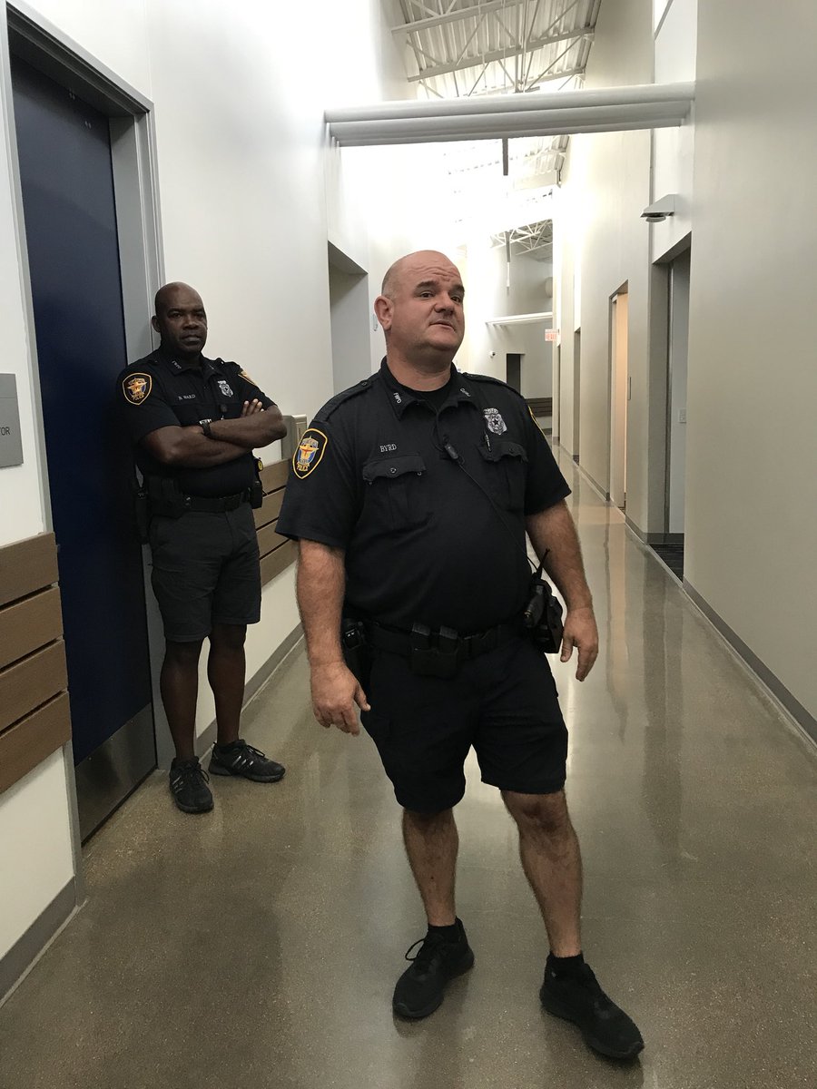 glickboymom's tweet photo. Just visiting today but we learned so much valuable information about our community and how the District can interact with and contribute to the FWPD. Thank you for having us Officer Byrd and Officer Ward! @KellerSped #CelebrateKISD #SpedDreamWork https://t.co/URJckC0UvH