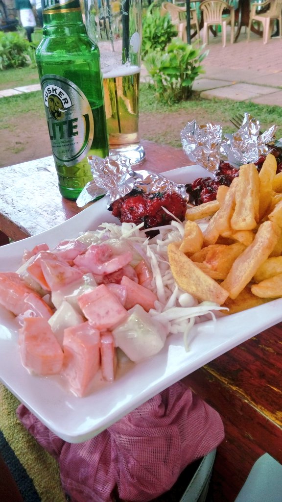 #KlaRestaurantWeek <a href="/IndianDhabaUga/">The Great Indian Dhaba</a> . The chicken lollipops are everything🙋!! (those innocent reddish cuties wrapped in foil) 😄
