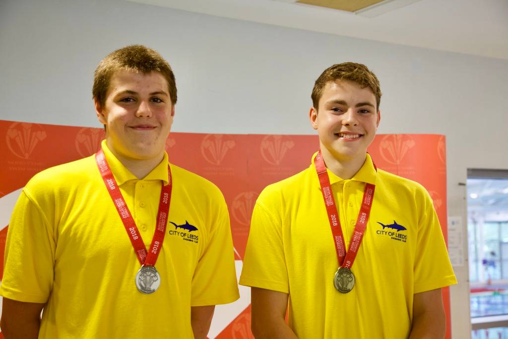 leeds_swimming's tweet photo. A Fantastic End to an Incredible week at the #SWSO18

GOLD🥇🥇🥇🥇
Sasha Long (X2)
Louis Ainley
Adam Wood

SILVER🥈
Jamie Broome

BRONZE🥉🥉🥉
Martha Callaghan (X2)
George Knowles

#AboveAllATeam https://t.co/H9TfXIp10J