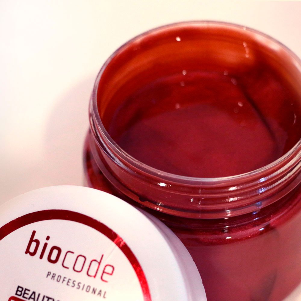 BiocodeCosmetic's tweet image. A Beautymask Rubi é uma máscara nutri-hidratante, que ajuda a deixar sua pele naturalmente iluminada. Acesse nosso site e descubra mais biocodecosmetic.com.br/produto.php?id…
#biocodecosmetic descubra o #codigodabeleza #beautymask #nutricao #brilho #pelesaudavel