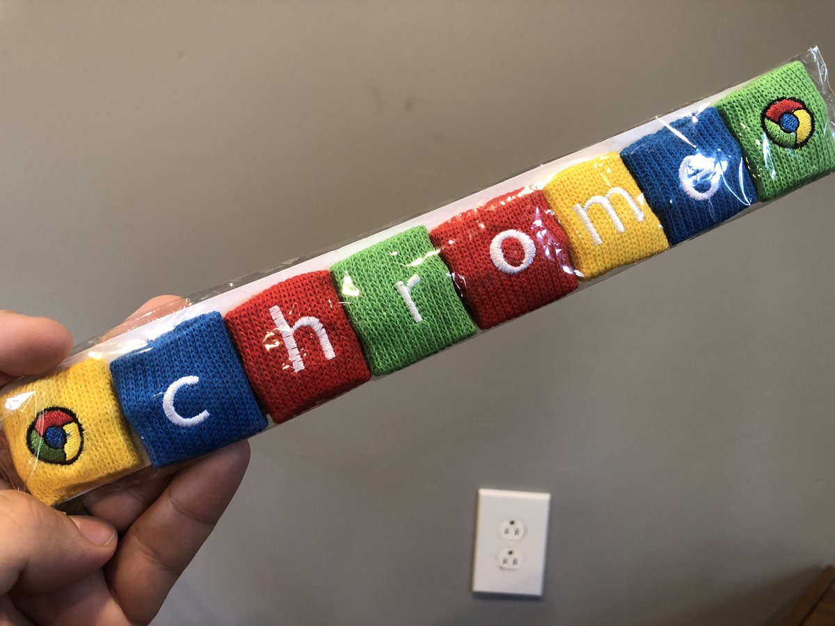 1kevgriff's tweet photo. Alright friends. How much are these worth? #decluttering #chromercise https://t.co/JEHXMqZenP