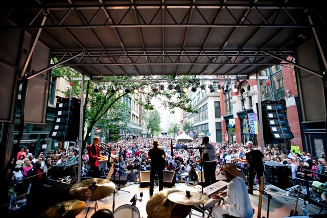 PGHArtsCouncil's tweet photo. Pittsburgh: one of the most vibrant cultural scenes, anywhere. Wanna know how we know?
Find out how the arts in Allegheny County impacts jobs, household incomes, and tax revenues -> https://t.co/9ze8OynYN6 #AEP5 https://t.co/e9cIdYTlTo