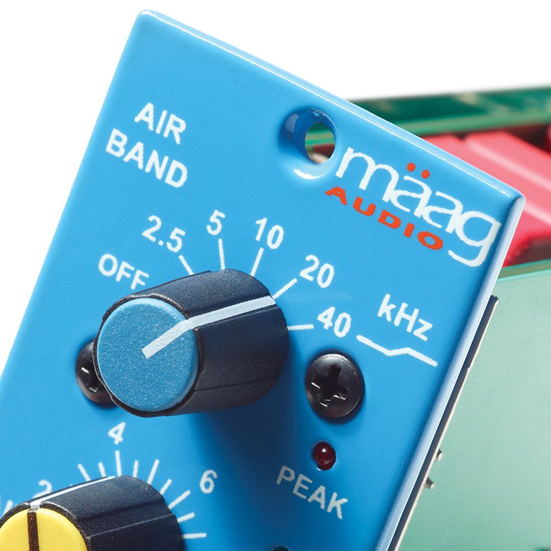 maagaudio's tweet image. "I gotta put more air in it! I love the sound of my #NeumannU87, but I want to put a little air in it." Cliff Maag Sr. on his inspiration on creating #MaagAIRBAND #BlueSoundsBetter LEARN MORE: maag.audio/airband/