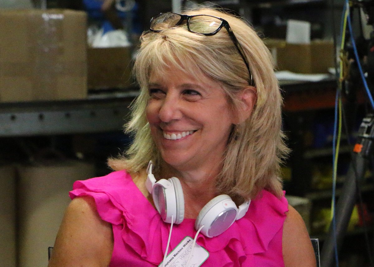 CBSNewsPress's tweet photo. .@FaceTheNation Executive Producer @hagerhoo to produce @CBSNews’ multiplatform coverage of midterm election night.

More: https://t.co/WnkvJhHoOU https://t.co/1wCuSwLhmf
