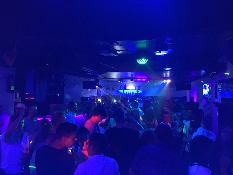 Seguimos con el #Verano en #newrickys hoy lunes abierto #SITGES #fiesta #discoteca #rickys