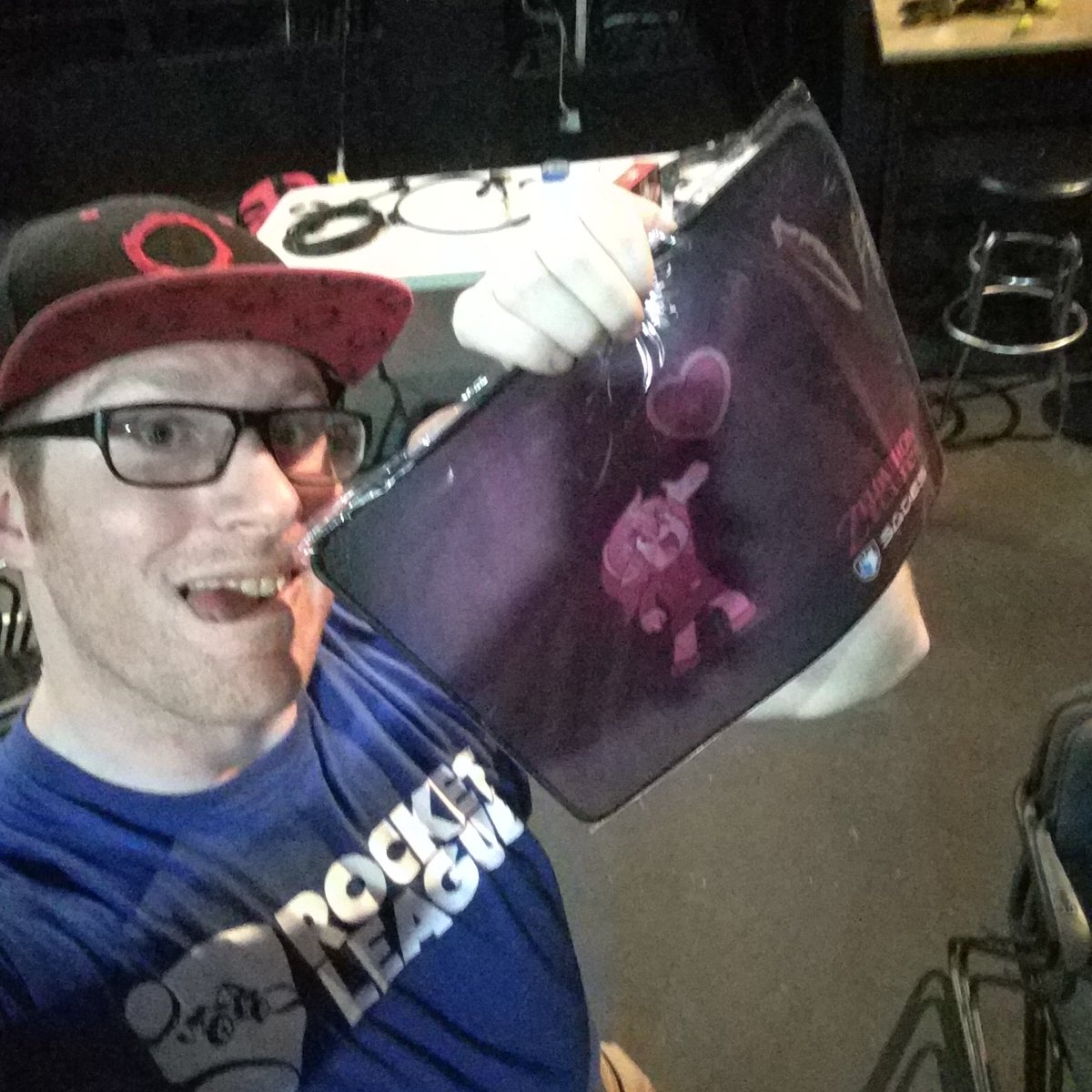 GamerConSD's tweet photo. Hey Everyone! Things are shaping up to be a great weekend for #gamercon2018! We are starting to get some awesome stuff, like this Link mouse pad! More to come so stay tuned!
#gamerlife #gamerconsd #pcgames #freestuff #sades #pcgaminggear #swag #link #nintendo #playstation #ps4 https://t.co/dzqovN3cuH