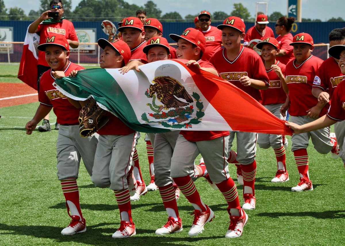 YoungsLAsports's tweet photo. CONGRATULATIONS Tijuana, Mexico for winning the 2018 PONY Mustang World Series here at the Youngsville Sports Complex! 🏆🇲🇽⚾️
#welovesports #YSC #PONY #baseball #mustang #worldseries #MWS2018 #youngsville https://t.co/jM5hvVhhcJ