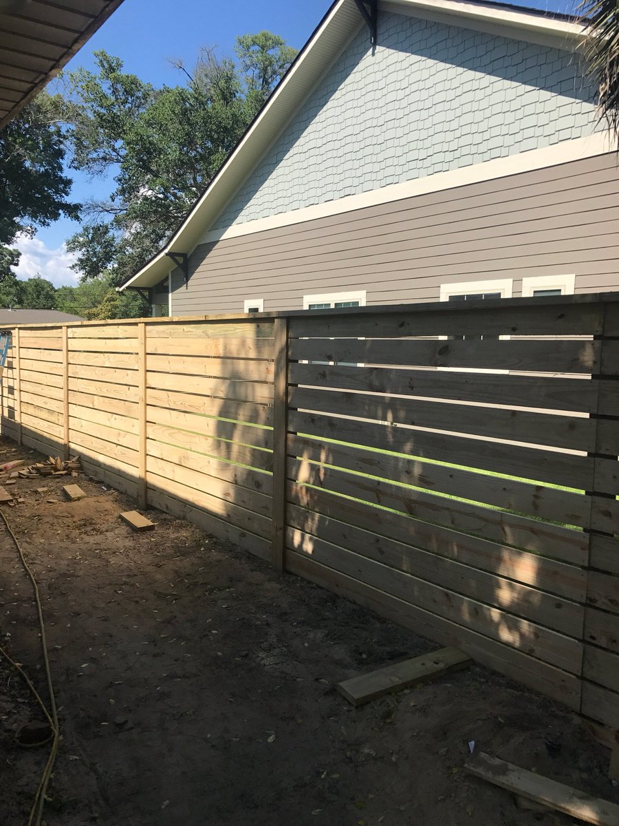 padriab1's tweet photo. Great horizontal fence with the great partnership between @0438Low and Highsteele Fencing. https://t.co/VGU3IM2aZT