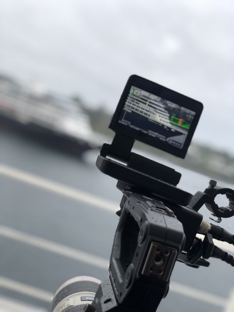 mariimaps's tweet photo. Behind the scenes @AzamaraJourney arrival. #sistersmeet https://t.co/fOeL86IhFq