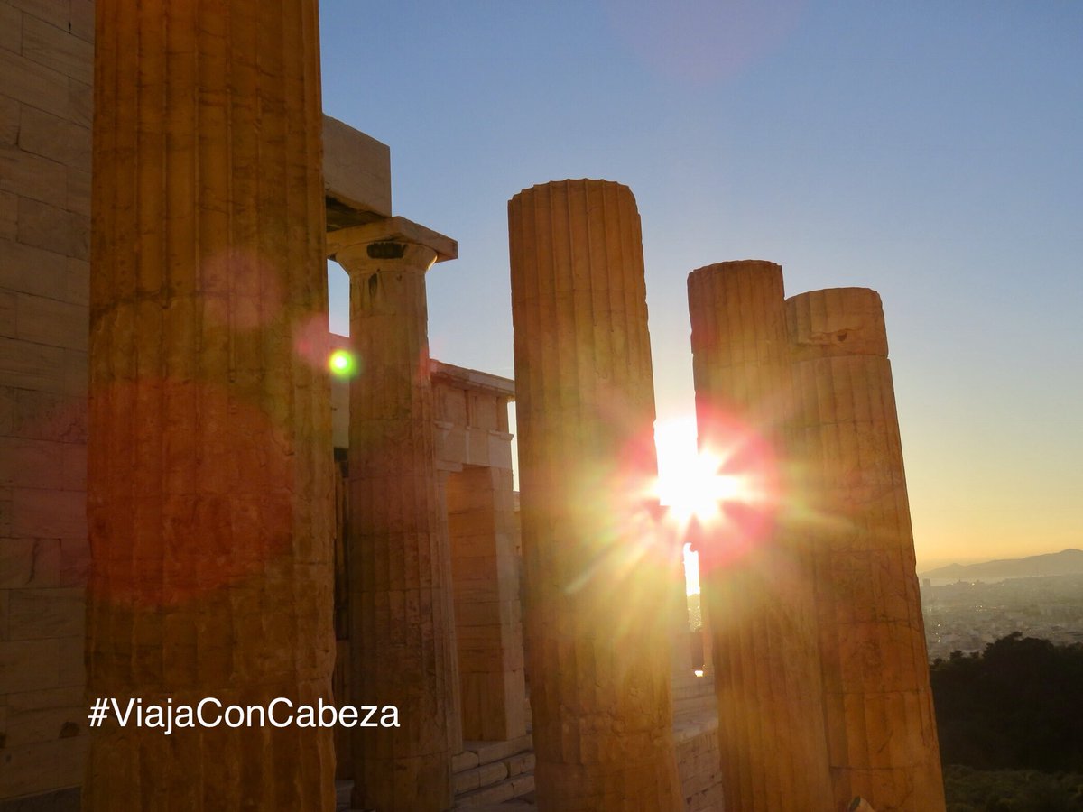 RadioAngelsPR's tweet photo. #3 de 5 Los Propileos @TheAngelsEmpire #Acrópolis #Grecia 
#ViajaConCabeza #AngelsAlquimiaRadioWeb https://t.co/9YoQRURsBG