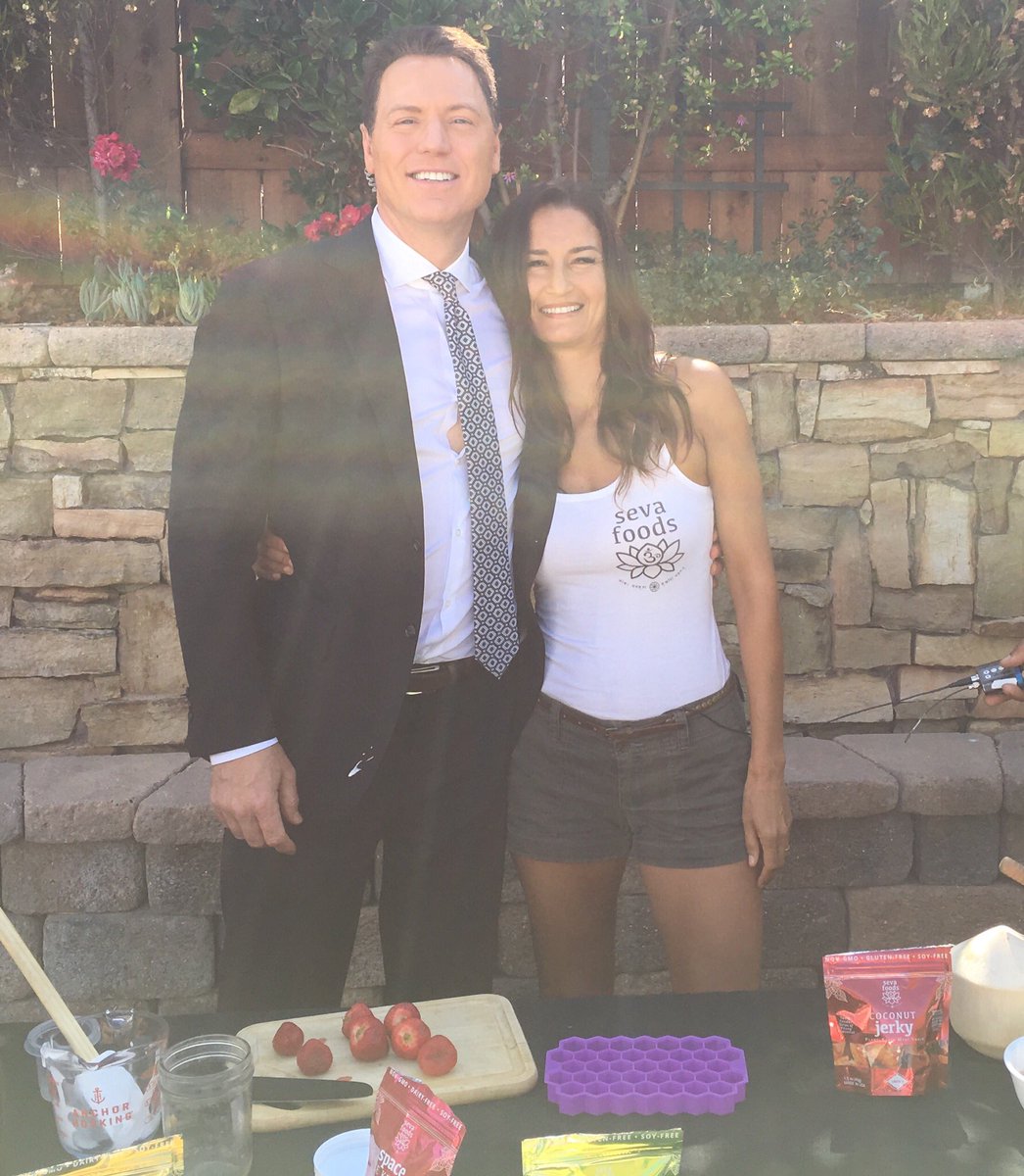 PatrickJPierce's tweet photo. .@sevafoods made its #SanDiego TV📺 debut today on @fox5sandiego. Michelle May showed how to make #SpaceIceKream &amp; #CoconutJerky w/ @ChrisMurphyTV. 🚀🍦= never melts, the perfect summer treat. 🥥= plant-based🌱 jerky w/ a tender, yet meaty texture for vegans + meat eaters alike. https://t.co/uqHx4BGIjh
