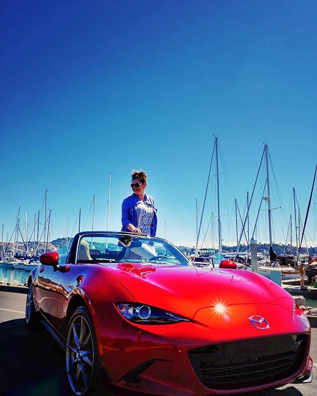 blogherethere's tweet photo. #sponsored // Traveling up the California coast this week on a #miataroadtrip with Mazda! So excited to explore more of the coast! Having tons of fun zipping around in this little thing 🚗 Follow my stories for all the fun! #miatasummer #feelalive // Sausalito, CA https://t.co/rsGf3V8hc1