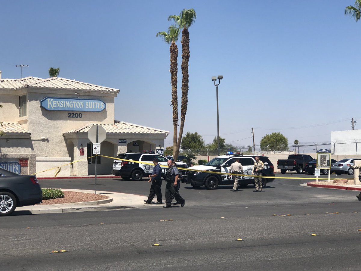 perronabel's tweet photo. Shooting on west Bonanza Rd. in @LasVegas @LVMPD is investigating an officer involved shooting. More details about the situation will be reveal in the next couple of ours. https://t.co/qowhVXWRES