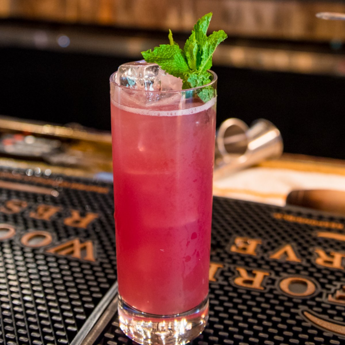 EstablishAtl's tweet photo. Our drinks will have you tickled pink. https://t.co/71kG81UsAn