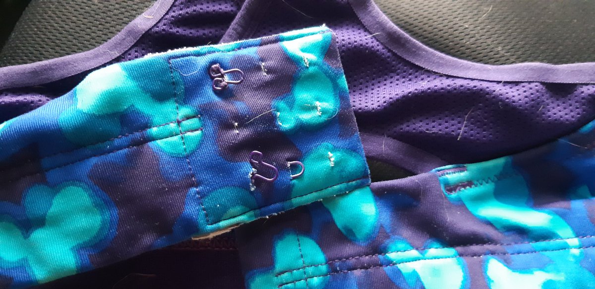 Hey <a href="/brooksrunning/">Brooks Running 💙</a> and <a href="/movingcomfort/">Moving Comfort</a> this is the 3rd bra of yours this has happened with! Not pleased to say the least