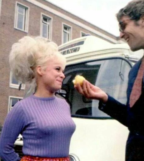 A late happy birthday to the brilliant Barbara Windsor 