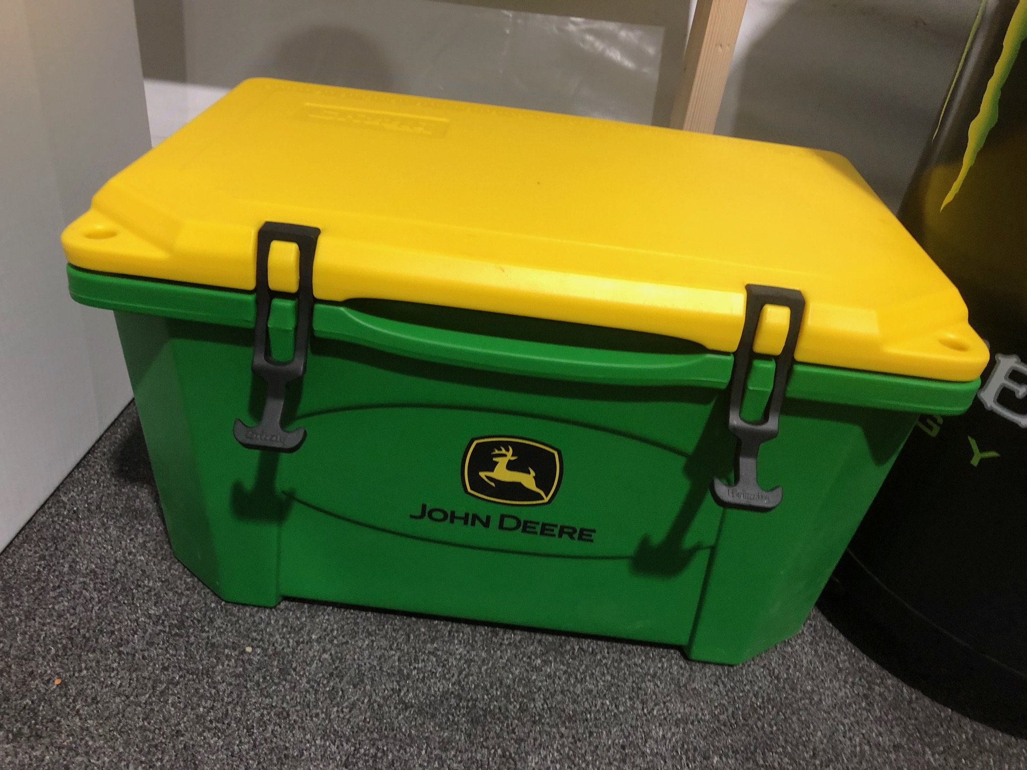 Golfdom on X: OK let's start off w/ our grand prize for the #PGAChamp  —this Grizzly cooler (40 qt, $400 retail) courtesy of @JohnDeere! To win:  tell us 1) who wins and