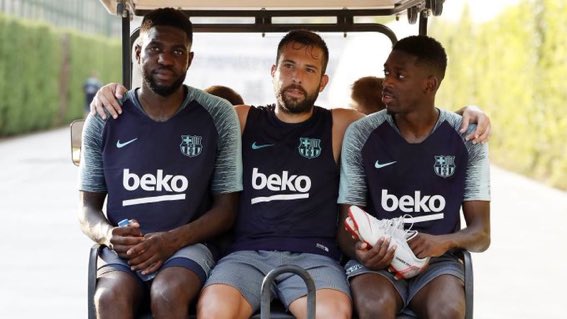 FCBHCule's tweet image. Alba taking Umtiti and Dembele to Messi’s office to discuss that Kante song..