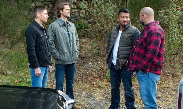 + Examples of great LGBT+ characters on supernatural: Max Banes: gay, witch and hunter. Naoki Himura: married with a woman, her wife is traveling when a monster attacks their daughter. Demian and Barnes: gays, cosplayers. Jesse and Ceaser: gays,  #HunterHusbands.+