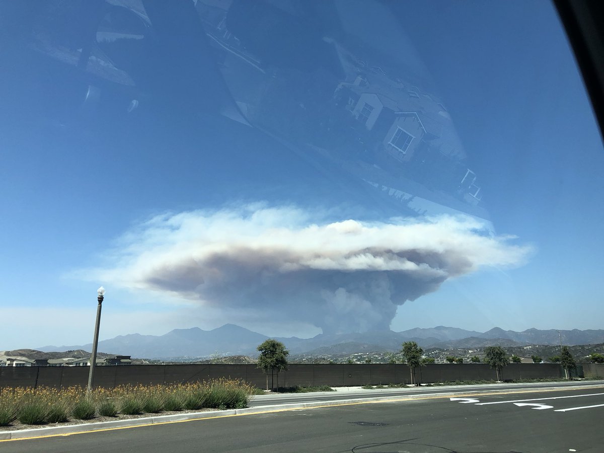 americurran's tweet photo. The Holy Fire #abc7eyewitness https://t.co/tp7KuGGUnS