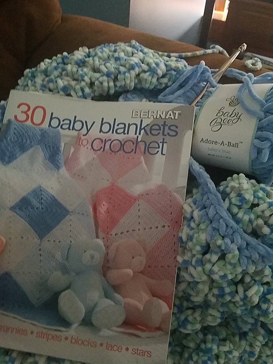 Non-PD reading was successful! #bernat #babybee #babyschoellkopf #pandasummerbingo @kendrafisher82