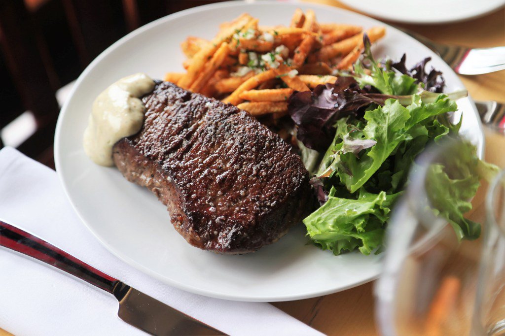 PhillyGrub's tweet photo. Sample New @CeriseBYOB Craft Steakhouse in #BrynMawr Before it Reopens on August 24 https://t.co/j4wyavGPjw https://t.co/EjnMCvU4bU
