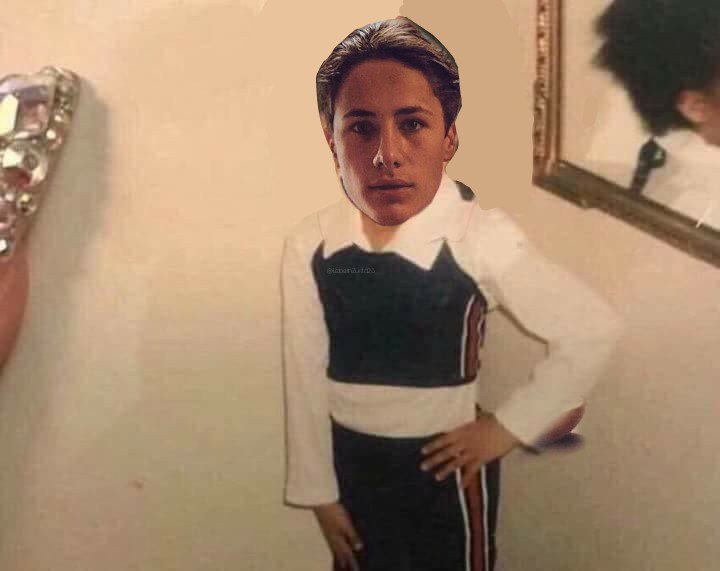 12ctrl's tweet photo. Dice mi mamá que si no aparezco en el vídeo van a tener problemas @ElJuanpaZurita @andymtzurita #AskChangosZurita https://t.co/3exLgOm1wb