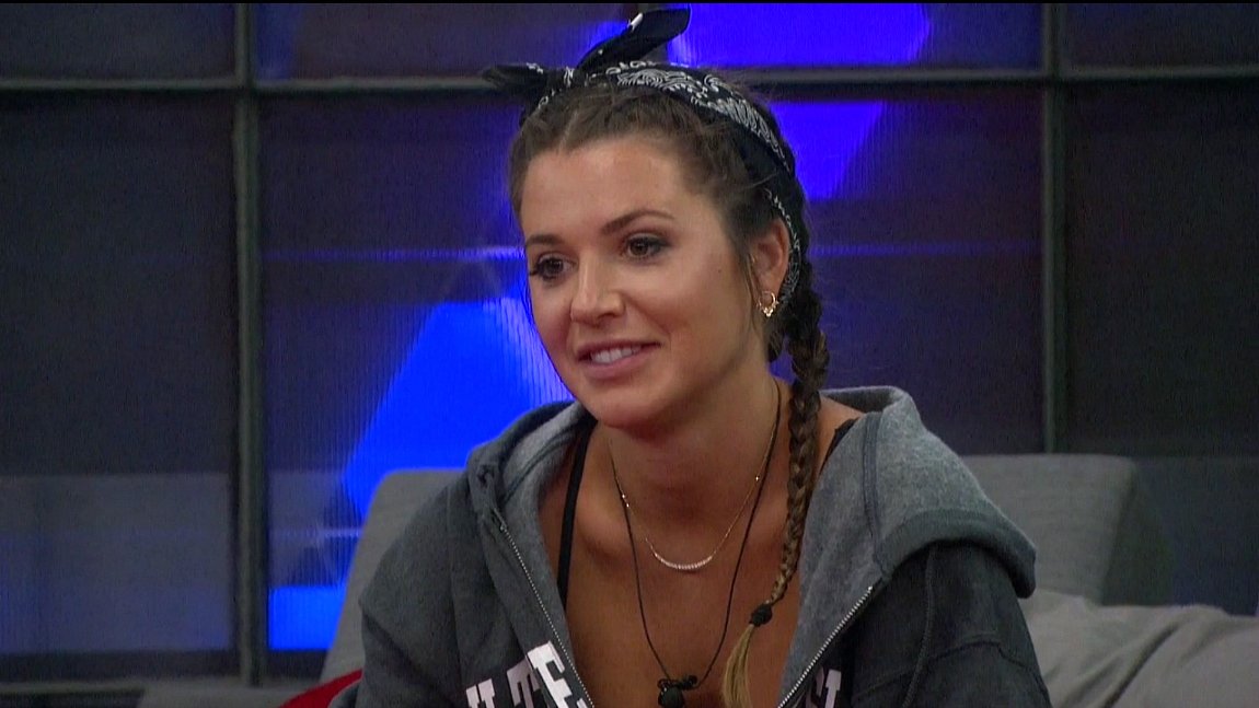 89razorskate20's tweet photo. Week 6, RT & LIKE If You're Team ANGELA! #BB20 #HOH #VETOWINNER https://t.co/lcLi0JdJ4l