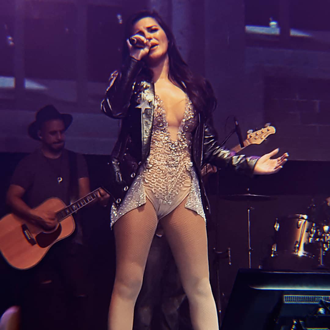 1lyangel's tweet photo. gracias por el mejor día de mi vida, fue una noche increíble y ya te extraño. te amo con todo mi corazón y la amo massss xx @maiteoficial 💘 #LiveTourRio https://t.co/Ktuq55rJqB