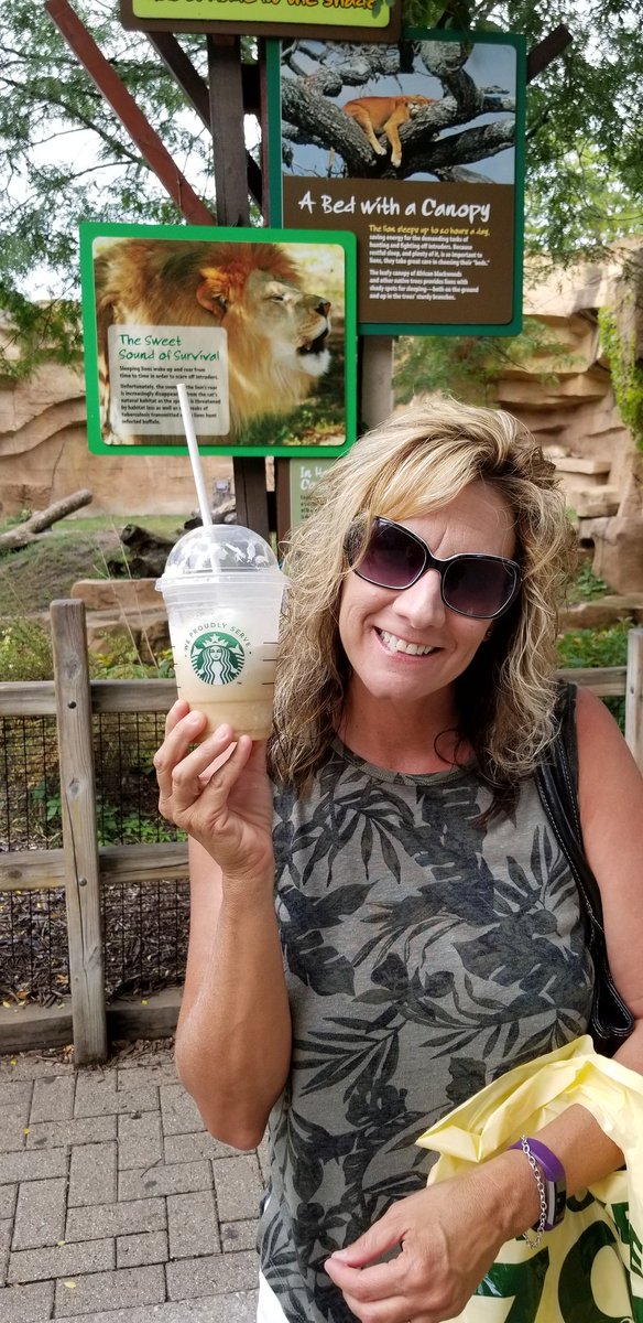 StephanieSell3's tweet photo. #flcssummerselfie coffee break selfie. @ERTOlson https://t.co/cZWD96M7xk